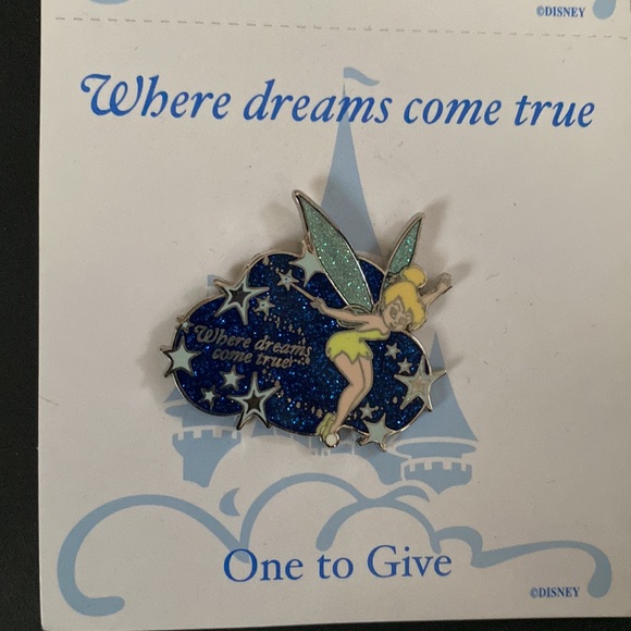 EXCLUSIVE vintage never worn Tinkerbell pins. - Picture 3 of 5